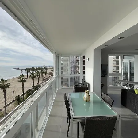 Front De 34 Apartment