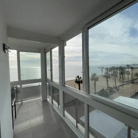 Front De 34 Apartman