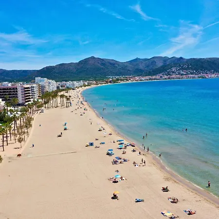 Front De 34 Apartman Roses