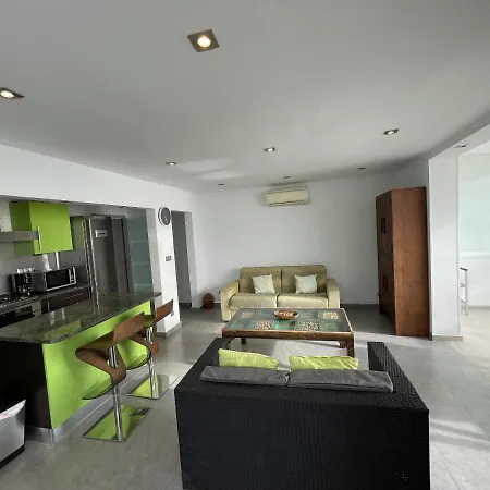 Apartamento Front De 34