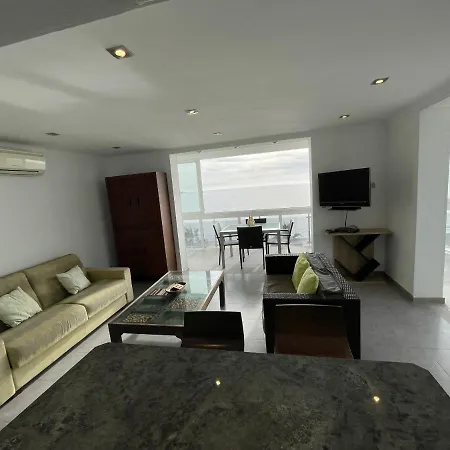Front De 34 Apartamento Rosas